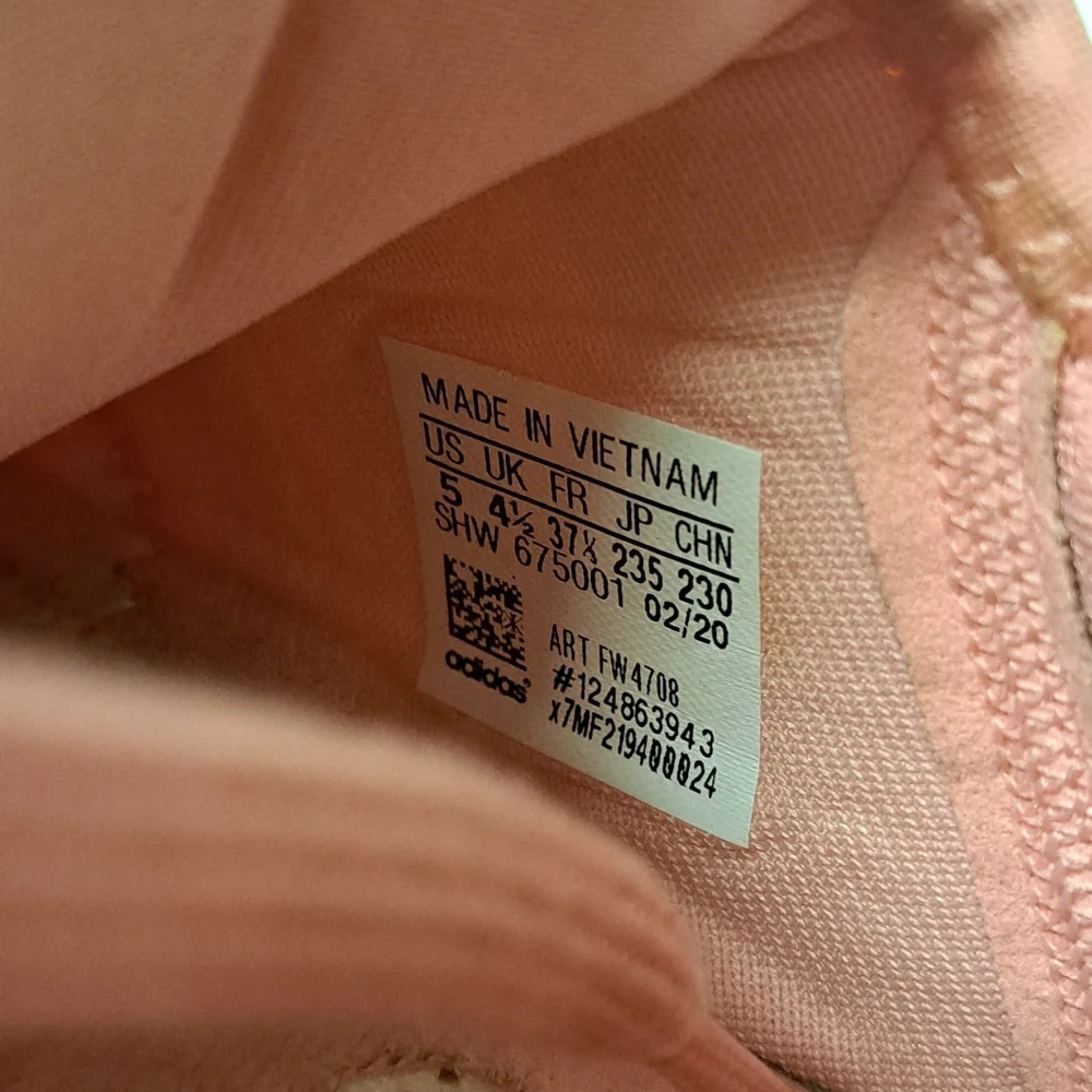 Adidas  NMD R1 - Picture 8 of 13